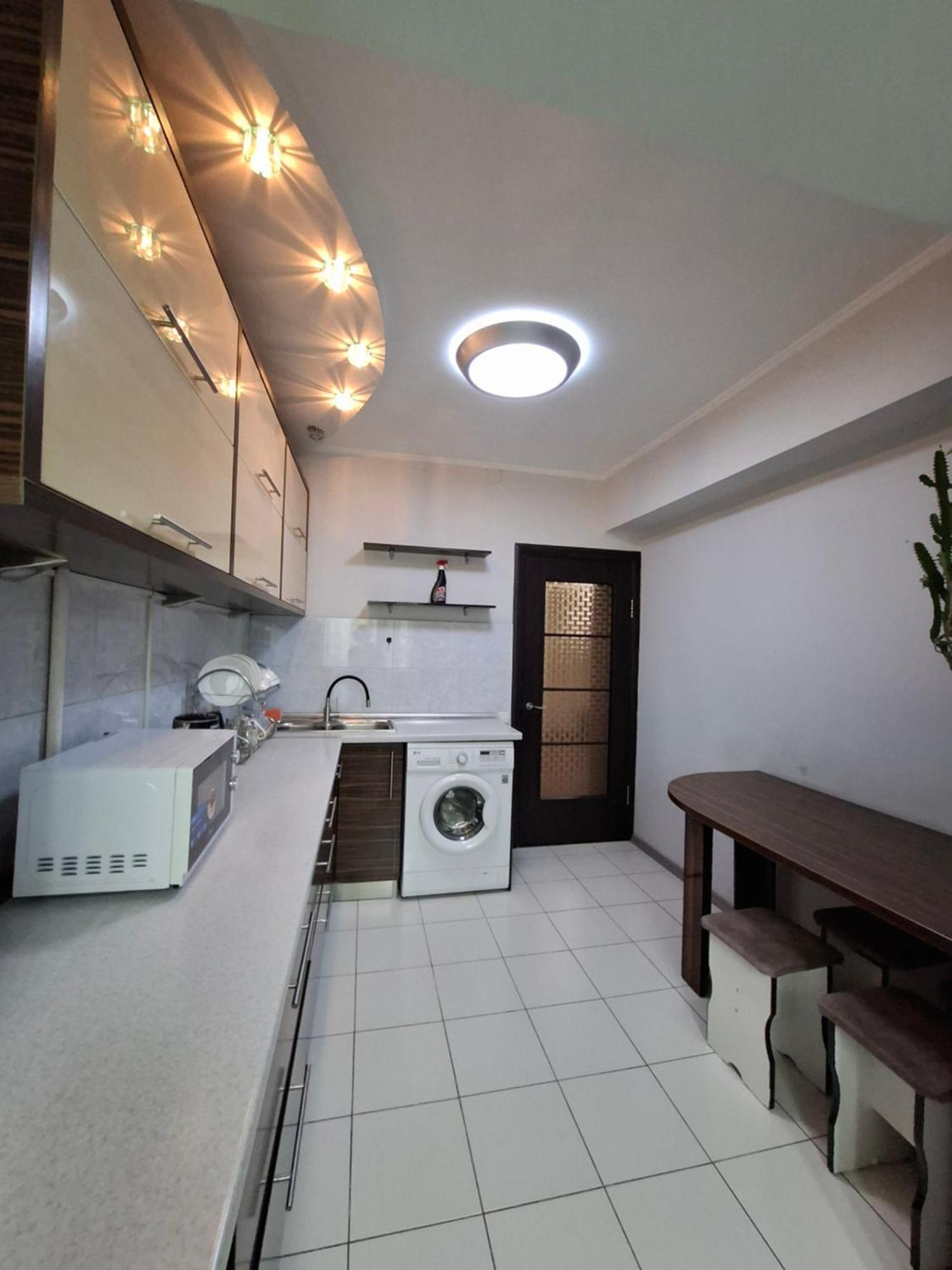 Apartment In Street Kievskaya 49 Bishkek Exterior photo