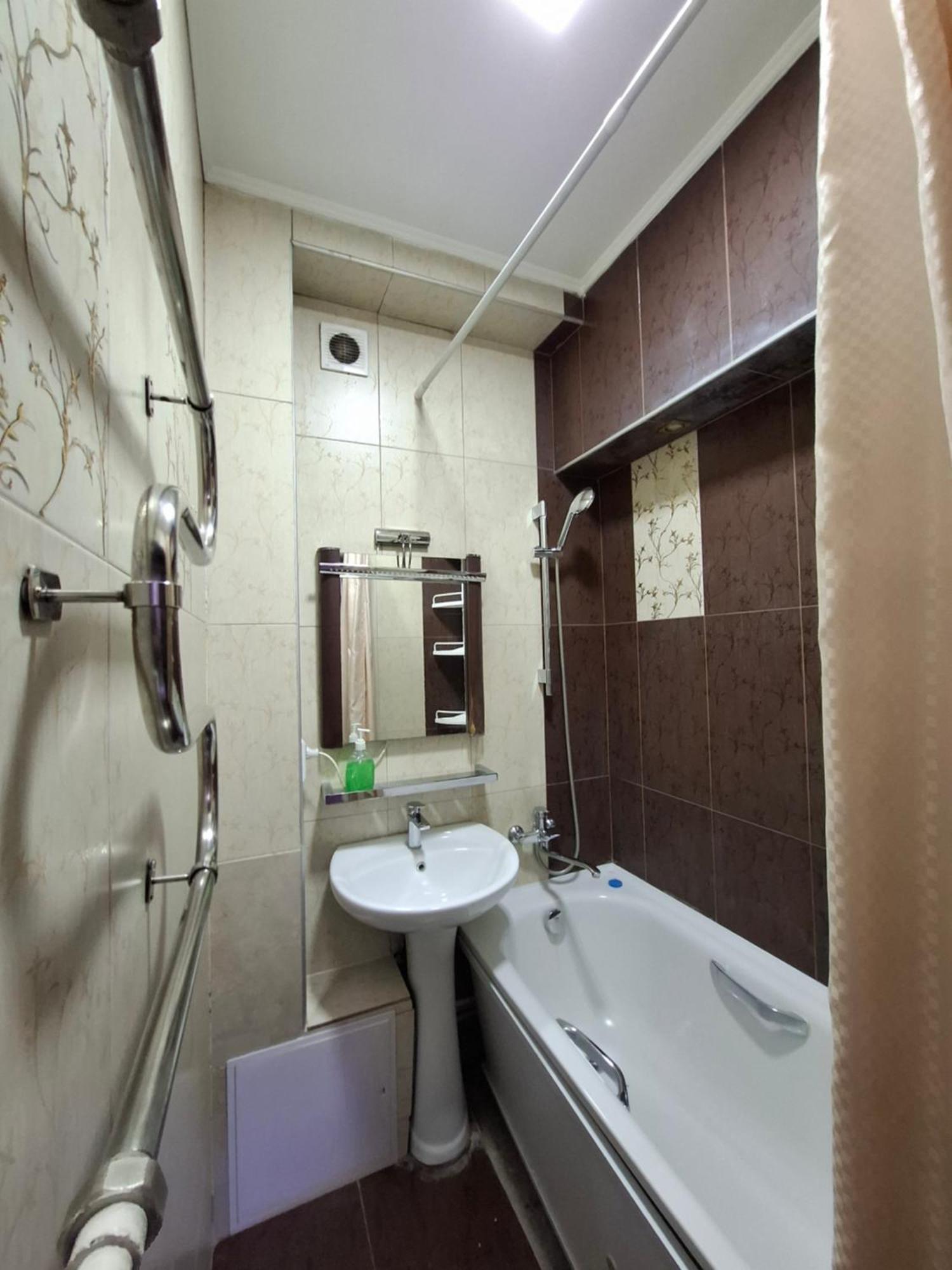 Apartment In Street Kievskaya 49 Bishkek Exterior photo